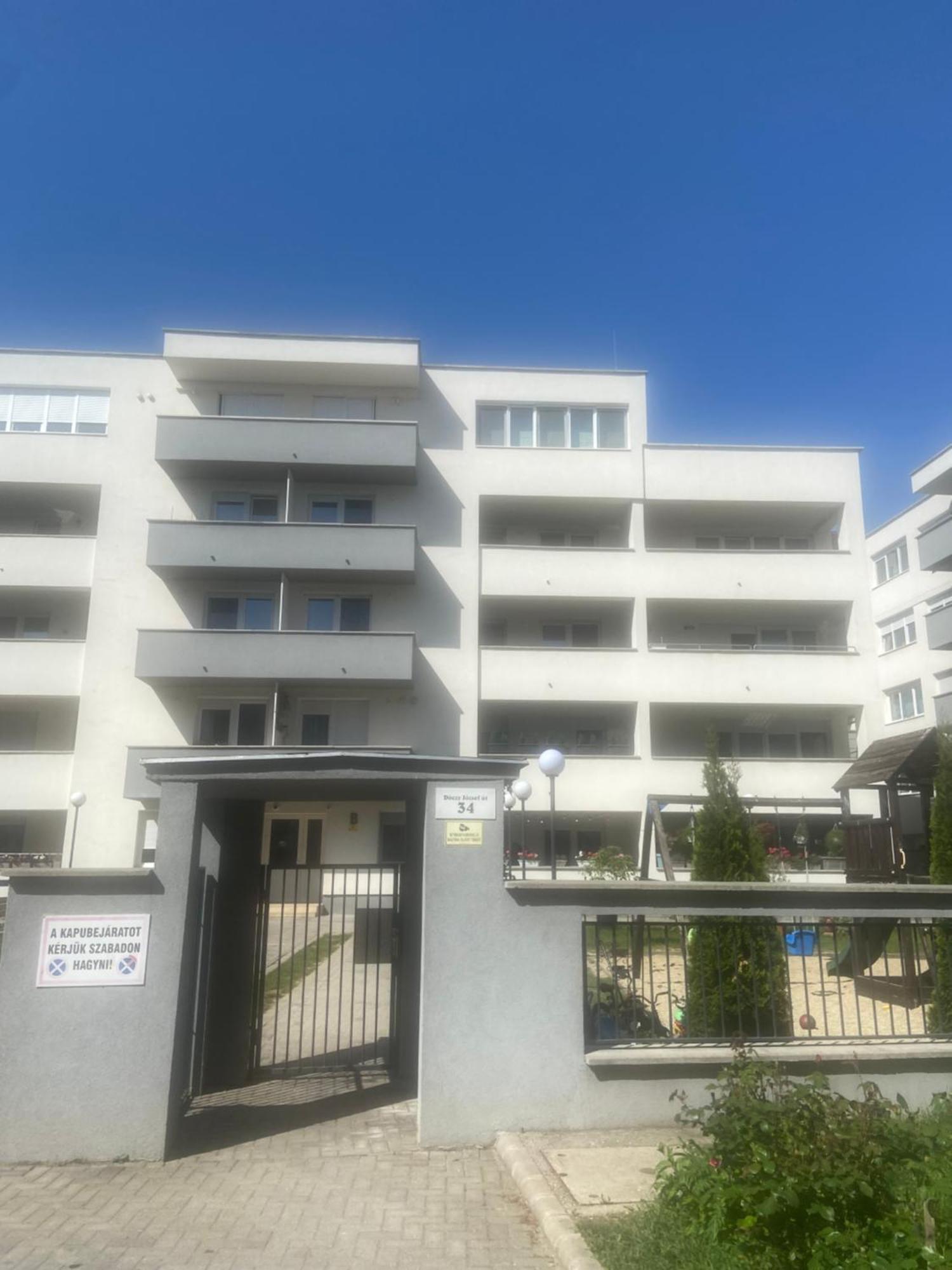 Montana Apartman Miskolc Extérieur photo