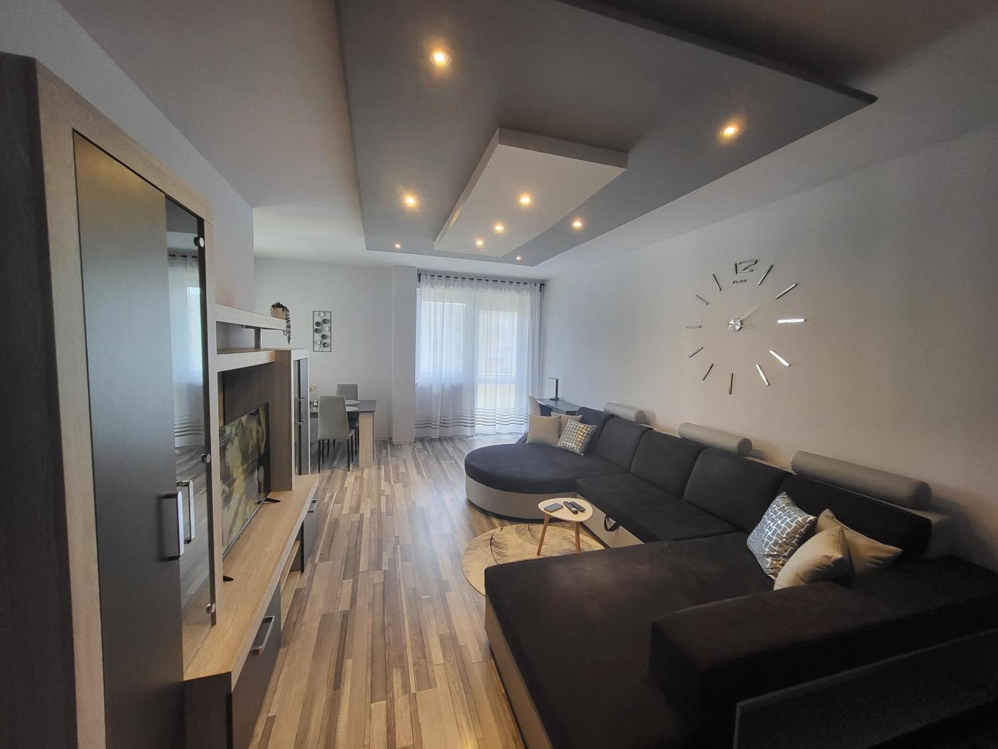 Montana Apartman Miskolc Extérieur photo